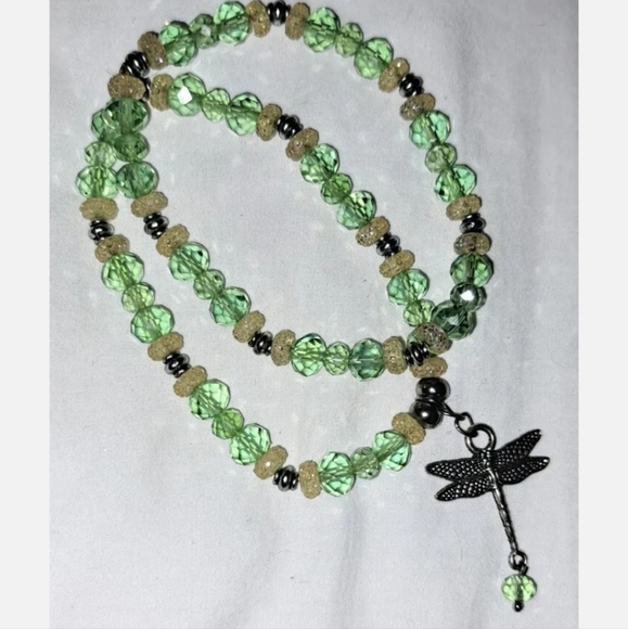 Beautiful Stretchy Glass Beaded Dragonfly Charm Bracelet Green Yellows - Picture 2 of 4